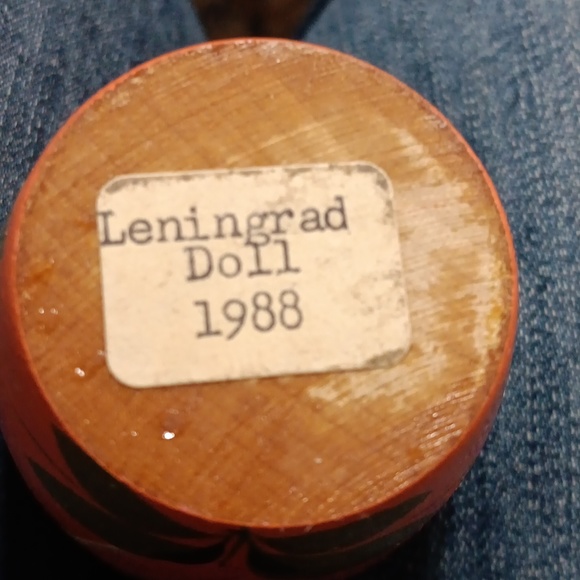 LENINGRAD NESTING DOLL.. 1988.. #5639 - Picture 5 of 5